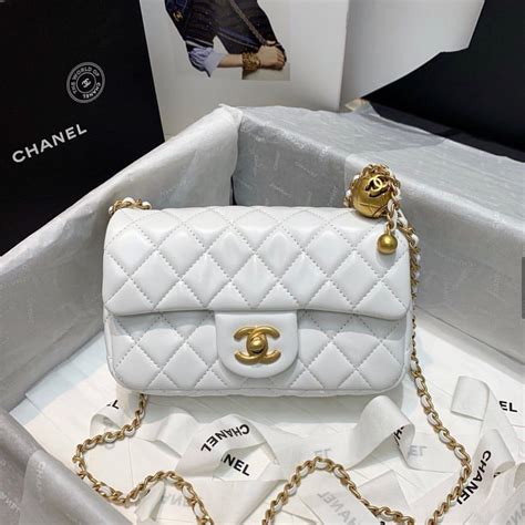 chanel bag color transfer|white Chanel bag color transfer.